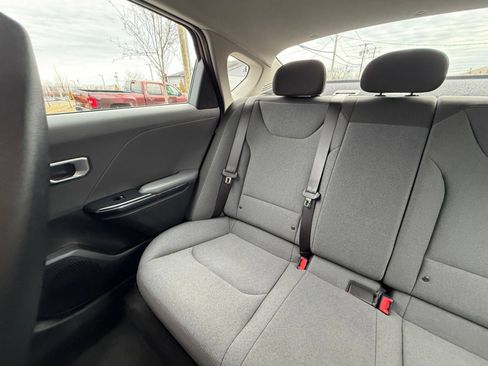 Used 2025 Kia K4 FWD image 33