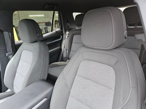 New 2026 GMC Terrain Elevation w/ Technology Package II AWD/4WD image 17