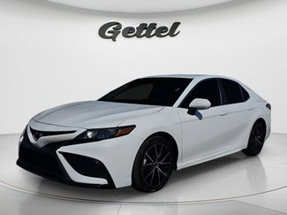 Used 2023 Toyota Camry SE video 1