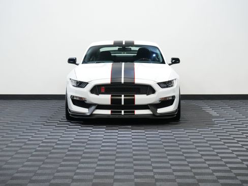 Used 2019 Ford Mustang Shelby GT350R w/ GT350R Equipment Group 920A RWD image 4