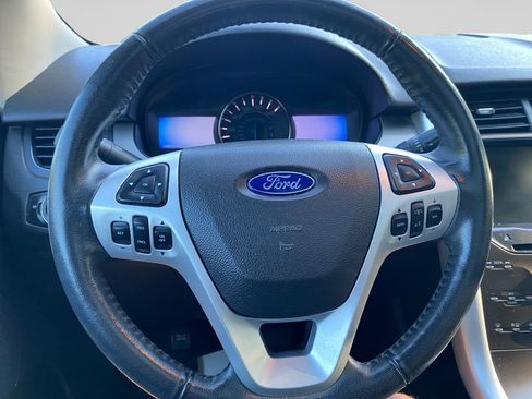 Used 2013 Ford Edge SEL FWD image 25