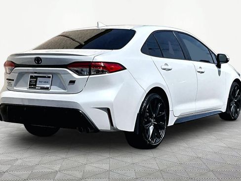 Used 2025 Toyota Corolla SE FWD image 13
