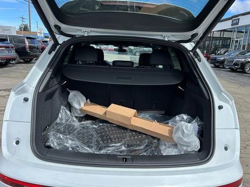 Used 2025 Audi Q5 2.0T Premium Plus w/ Premium Plus Package image 21