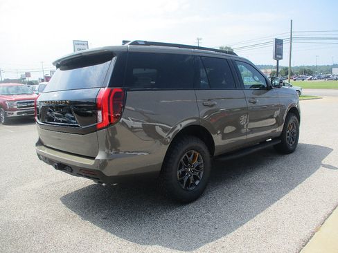 New 2027 Ford Expedition Tremor AWD/4WD image 24