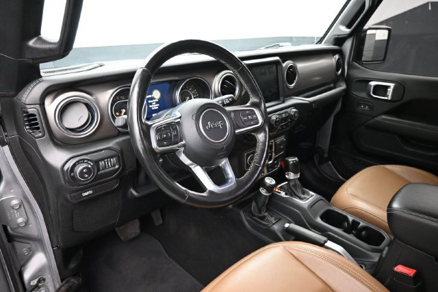 Used 2020 Jeep Gladiator Rubicon w/ Uconnect 4C Nav & Sound Group AWD/4WD image 13