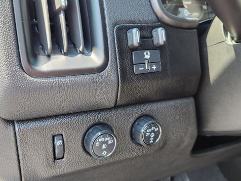 Used 2022 Chevrolet Colorado ZR2 w/ Colorado ZR2 Bison Edition AWD/4WD image 22