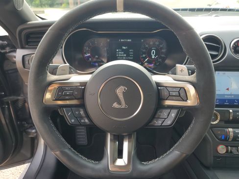 Used 2021 Ford Mustang Shelby GT500 w/ Technology Package image 14