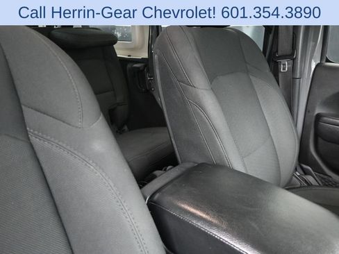 Used 2022 Jeep Wrangler Unlimited Sport AWD/4WD image 25