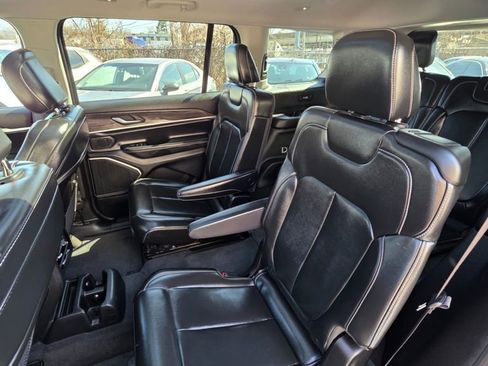 Used 2021 Jeep Grand Cherokee L Limited image 33