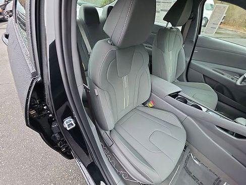 New 2026 Hyundai Elantra Blue image 22