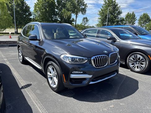 Used 2019 BMW X3 xDrive30i w/ Premium Package AWD/4WD image 5