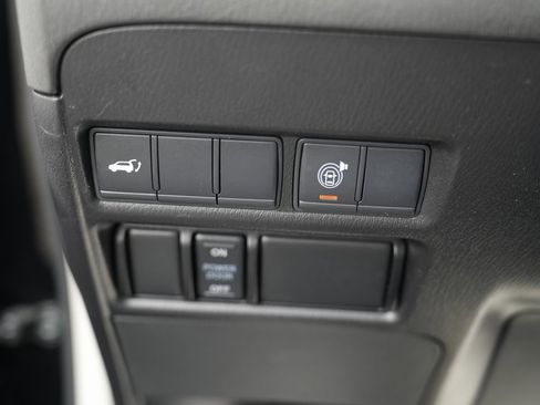 Used 2021 Nissan Armada SV w/ SV Appearance Package image 42