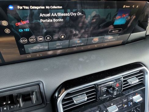 Certified 2025 Nissan Armada Platinum Reserve image 20