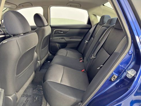 Used 2017 Nissan Altima 2.5 SR image 34