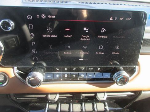 New 2026 GMC Canyon AT4 AWD/4WD image 17