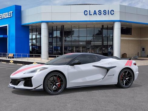 New 2027 Chevrolet Corvette Grand Sport RWD image 2