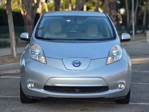 Used 2012 Nissan Leaf SL FWD image 21