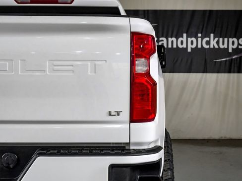 Used 2024 Chevrolet Silverado 2500 LT AWD/4WD image 41