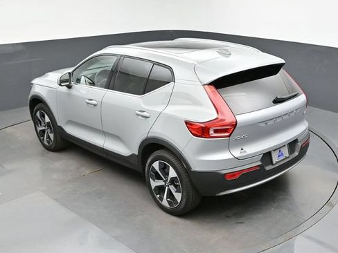 Used 2024 Volvo XC40 B5 Plus w/ Protection Package Premier AWD/4WD image 43