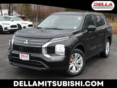New 2026 Mitsubishi Outlander ES AWD/4WD image 1