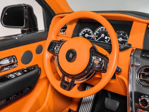 Used 2020 Rolls-Royce Cullinan image 33