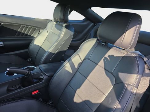 Used 2015 Ford Mustang GT Premium w/ GT Performance Package RWD image 10