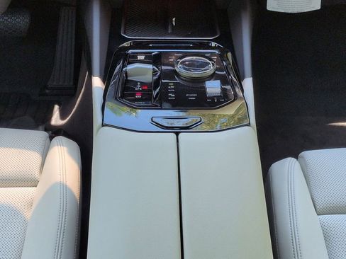 New 2026 BMW 530i w/ Premium Package RWD image 19