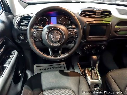 Used 2020 Jeep Renegade Altitude FWD image 14