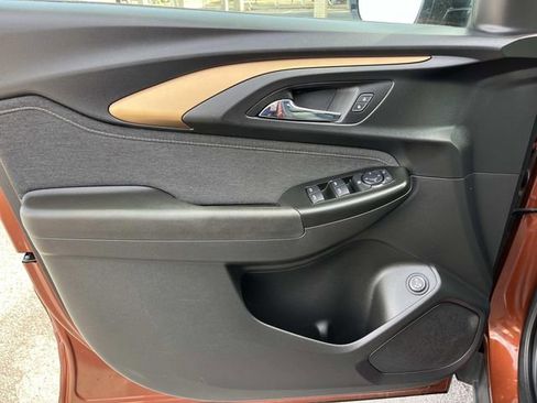 Used 2021 Chevrolet TrailBlazer ACTIV w/ Sun and Liftgate Package image 26