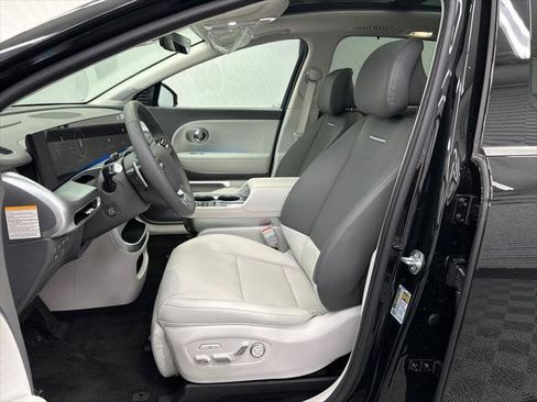 New 2026 Hyundai Ioniq 9 Limited image 9