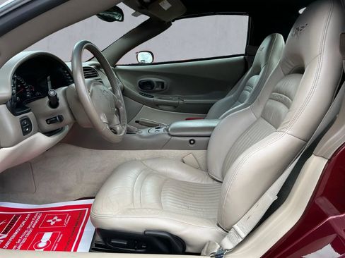 Used 2003 Chevrolet Corvette Convertible 2D w/ Preferred Equipment Group1 image 12