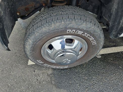 Used 2018 RAM 3500 Tradesman w/ Power & Remote Entry Group image 4