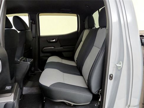 Certified 2021 Toyota Tacoma TRD Off-Road image 20