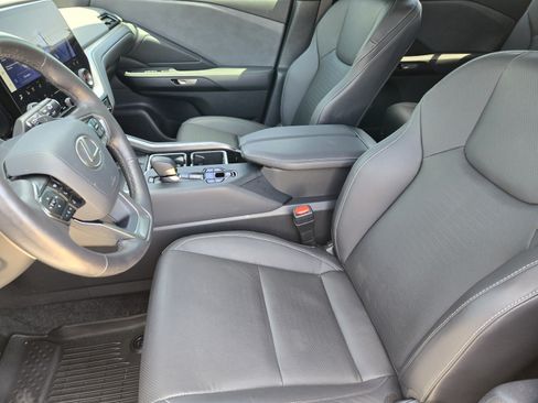 Certified 2025 Lexus TX 350 AWD w/ Technology Package image 9