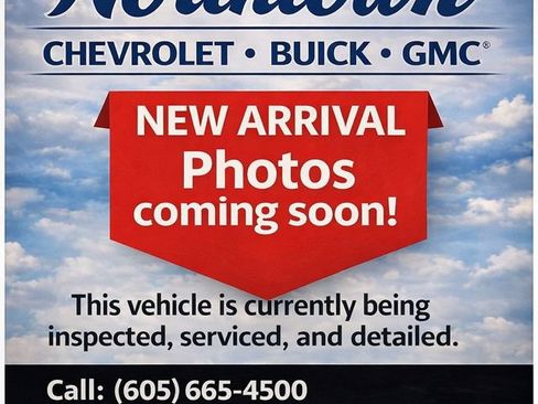Used 2023 GMC Acadia SLT w/ Preferred Package AWD/4WD image 2