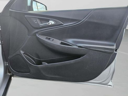 Used 2017 Chevrolet Malibu LT w/ Leather Package image 17