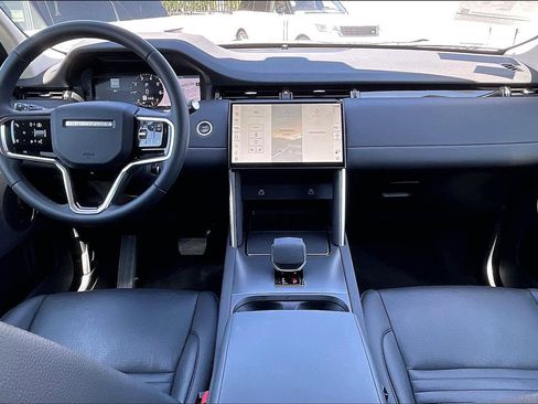 Used 2024 Land Rover Discovery Sport S image 15