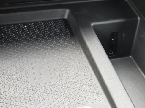 New 2026 GMC Acadia Elevation image 8