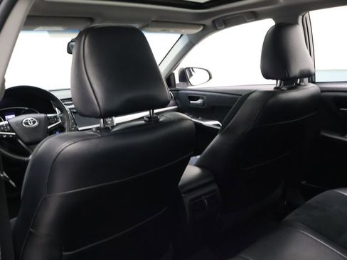 Used 2016 Toyota Camry XSE w/ Advanced Technology Package image 20