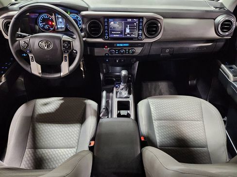 Used 2021 Toyota Tacoma SR5 RWD image 43