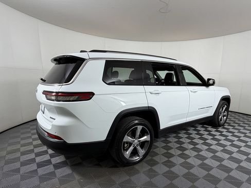 Used 2021 Jeep Grand Cherokee L Limited AWD/4WD image 4