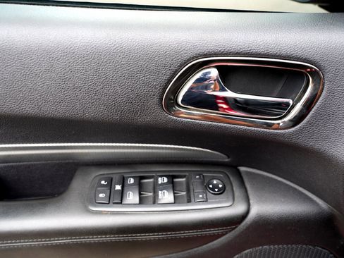 Used 2018 Dodge Durango GT image 30
