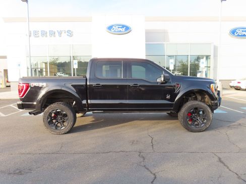 Used 2021 Ford F150 XLT w/ Equipment Group 302A High image 4