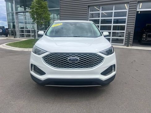 Used 2024 Ford Edge SEL w/ Convenience Package AWD/4WD image 2