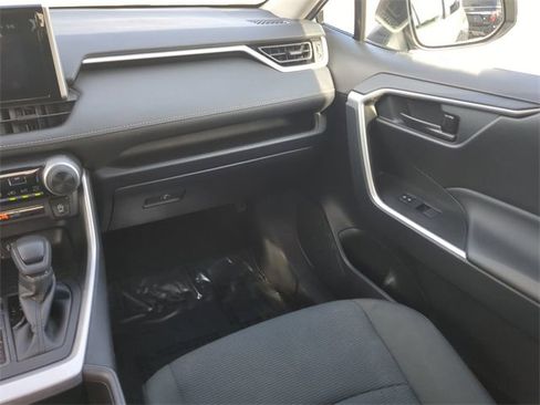 Certified 2025 Toyota RAV4 LE image 17