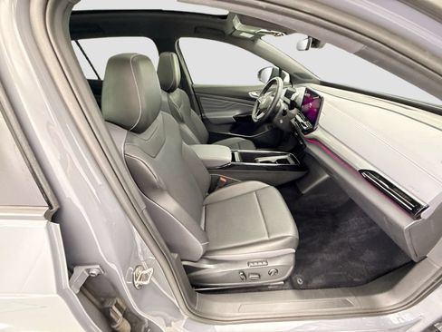 Used 2024 Volkswagen ID.4 S RWD image 18