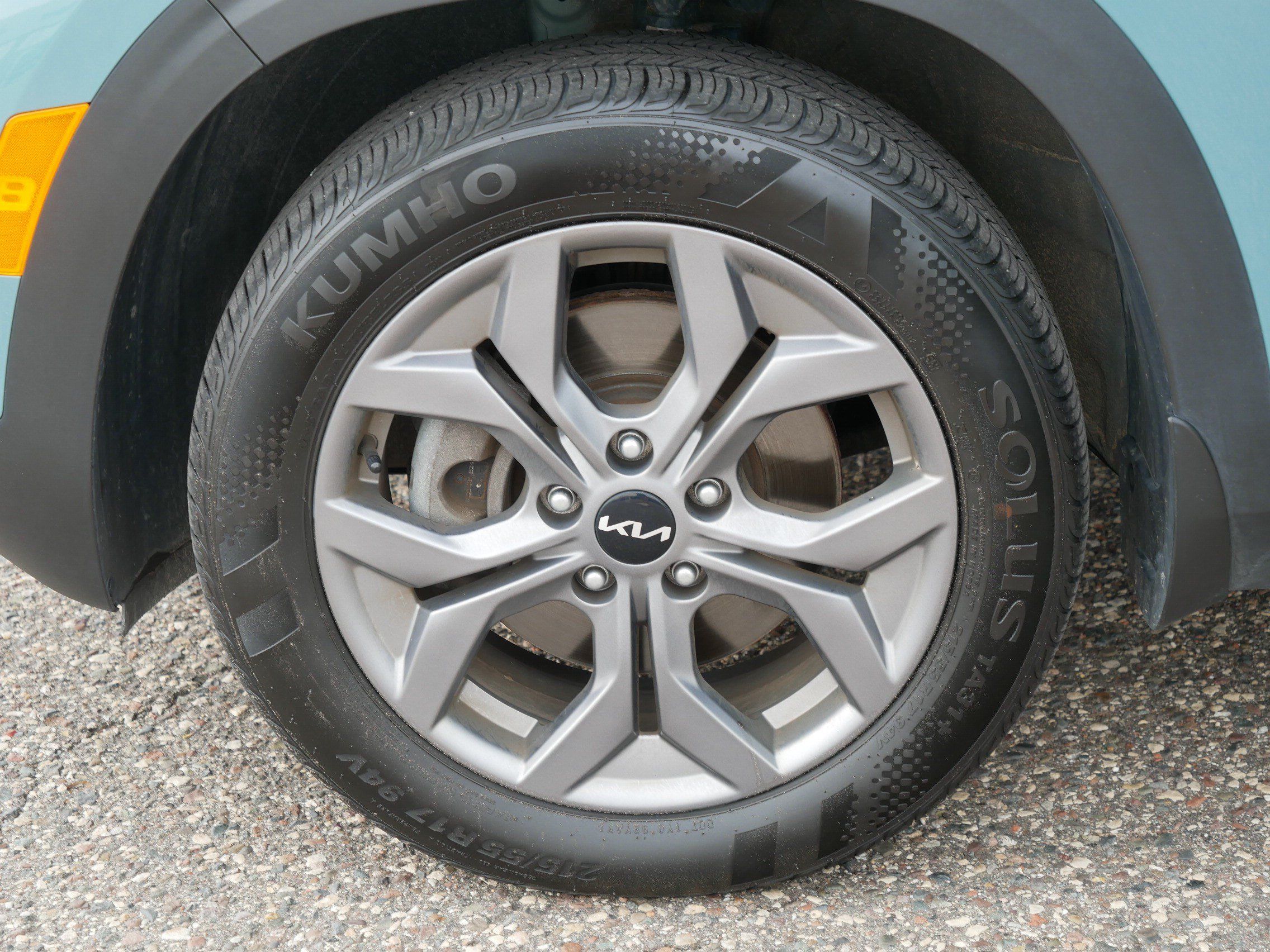 Used 2024 Kia Seltos S AWD/4WD image 15