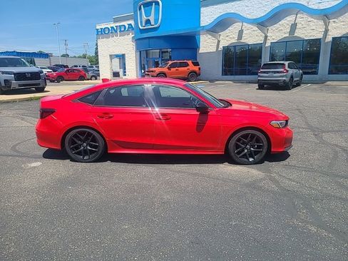 Used 2025 Honda Civic Sport image 6