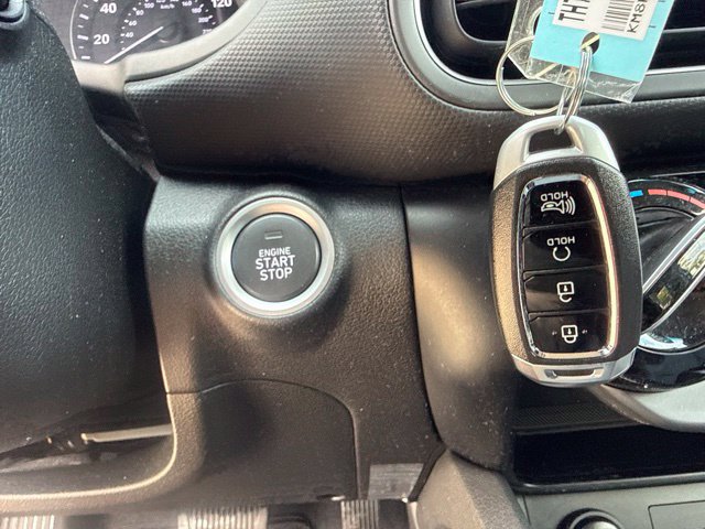 Used 2023 Hyundai Kona SEL AWD/4WD image 37
