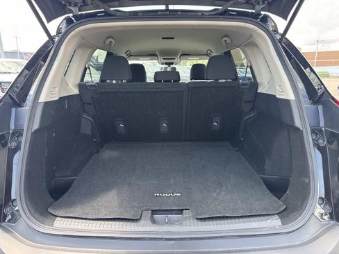 Used 2023 Nissan Rogue S FWD image 9